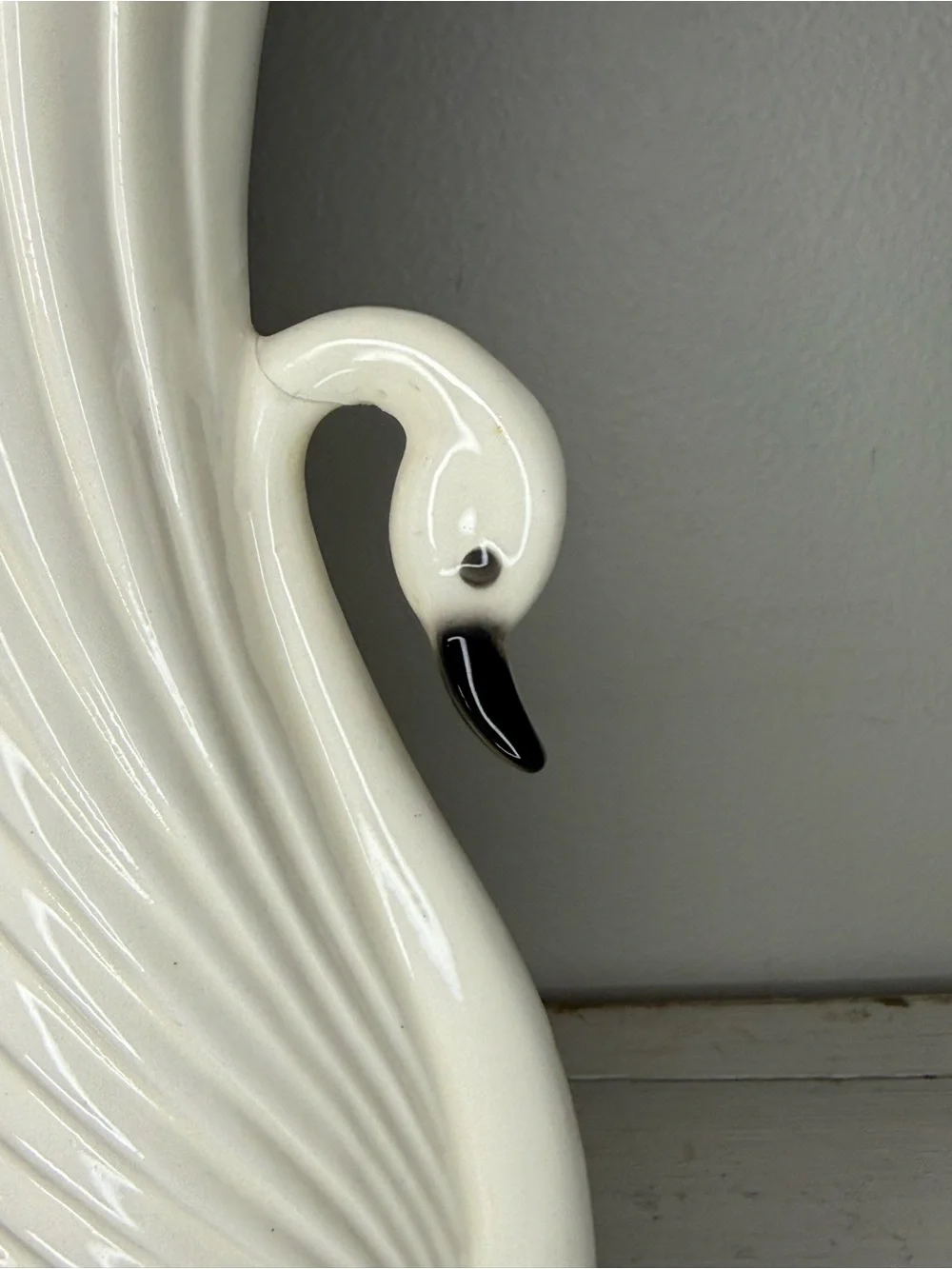 VTG Maddux California White (off) Swan w/Black Eyes & Black Beak Vase 12” tall